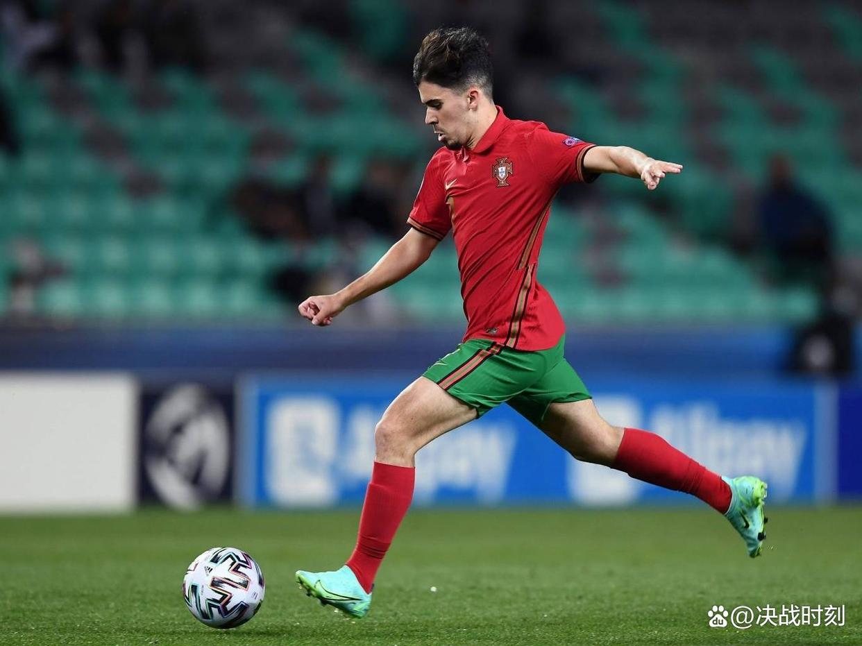 九游ag官方官网-包含风云突变巴黎圣日耳曼赛前造点机会关键时刻法兰克福调整名单以备德国杯之后，哈登连续十场比赛得分超过出色防守的词条