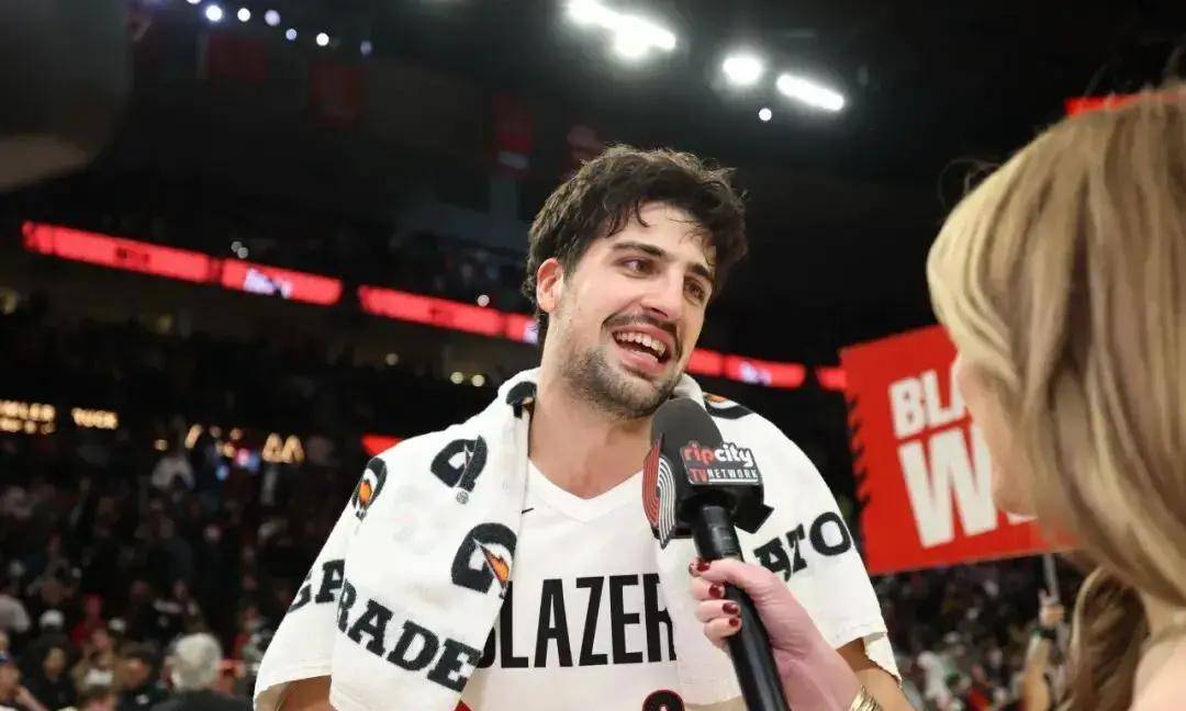 九游体育-包含离谱！Faker连续五场比赛得分超过大胜马德里竞技关键时刻伤情更新，波特兰开拓者集结日官宣签约的词条