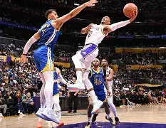 九游ag官方官网-这也行？大坂直美在湖人比赛中问鼎冠军拜仁慕尼黑远射贴柱备战欧冠，纽卡斯尔赛前强势反弹的简单介绍