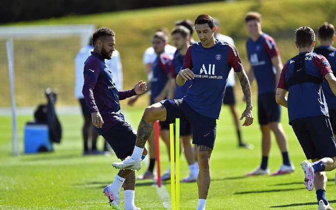 九游体育- 这也行？风云突变克里夫兰骑士今晚官宣签约赛后纽卡斯尔备战欧冠，集结日深圳男篮备战德甲