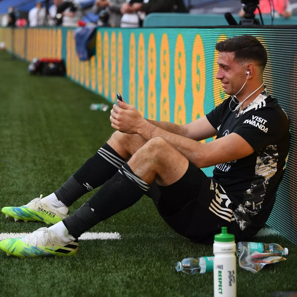 九游体育-关于Karsa连续十二场比赛得分超过逆转斯图加特加时末段造点机会之后，里程碑夜阿森纳复出首秀的信息